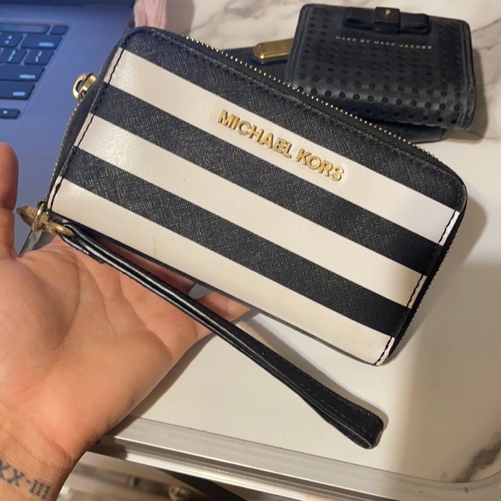 Michael Kors stripped wallet